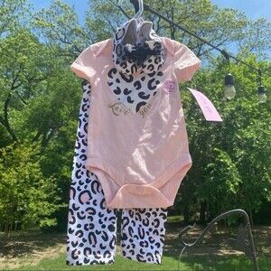 NWT-Baby Girl Pink & Black Leopard Print Layette Set by Cutie Pie Size 6-9 Mths